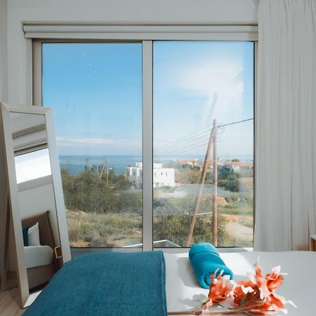 Seaside Luxury Villa Паралимни Екстериор снимка