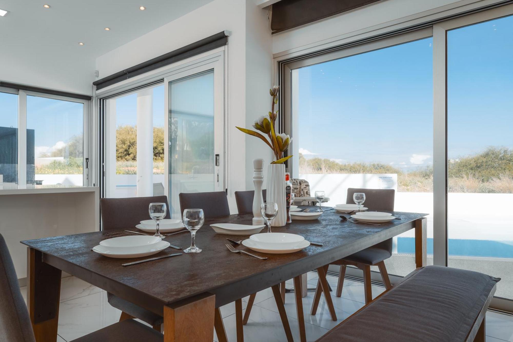 Seaside Luxury Villa Паралимни Екстериор снимка