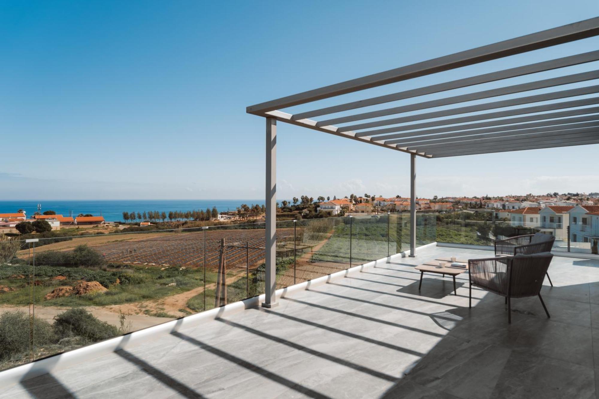 Seaside Luxury Villa Паралимни Екстериор снимка